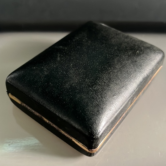 Set of Seven Gold Tone PGA Buttons - New Old Stock - Picture 9 of 11